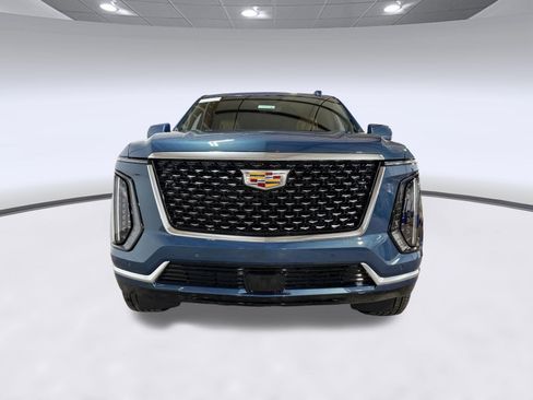 New 2026 Cadillac Escalade Luxury w/ Touring Package AWD/4WD image 5