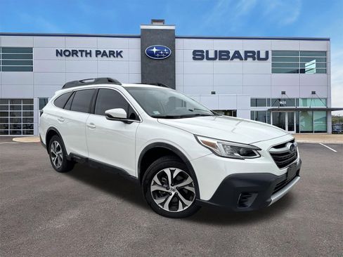 Used 2020 Subaru Outback Limited XT w/ Popular Package #2 AWD/4WD image 1