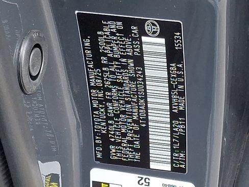 Used 2025 Toyota Camry image 26