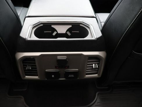Used 2019 Ford F150 Lariat w/ Equipment Group 502A Luxury AWD/4WD image 21