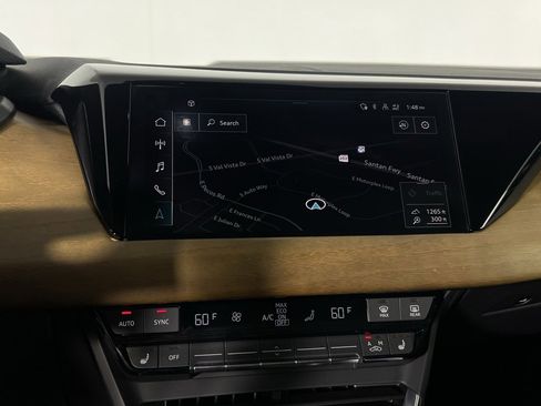 Used 2022 Audi e-tron GT Premium Plus image 19