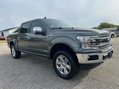Used 2020 Ford F150 Lariat w/ Equipment Group 502A Luxury AWD/4WD image 15