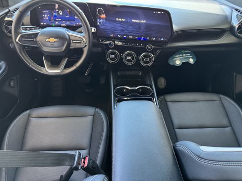 Used 2024 Chevrolet Blazer EV LT AWD/4WD image 18