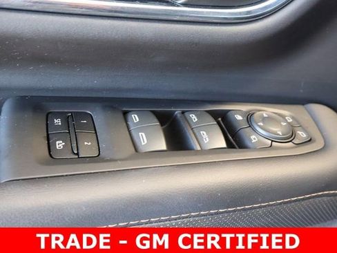 Used 2022 GMC Yukon AT4 w/ Technology Package AWD/4WD image 13