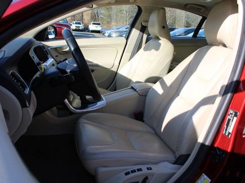 Used 2013 Volvo S60 T5 image 24