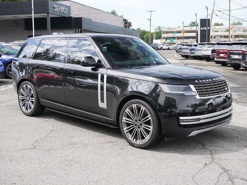 Used 2024 Land Rover Range Rover Long Wheelbase Autobiography image 92