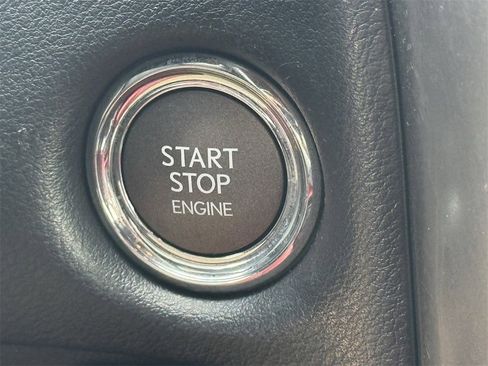 Used 2023 Lexus GX 460 Premium image 17