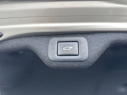 Used 2021 Lexus ES 300h w/ Premium Package image 30