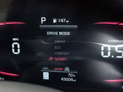 Used 2023 Kia Telluride S FWD image 13