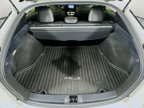 Used 2016 Toyota Prius Four image 28