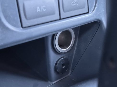 Used 2011 Ford Transit Connect XLT Premium FWD image 30