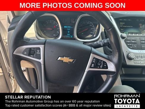 Used 2017 Chevrolet Equinox Premier w/ Enhanced Convenience Package FWD image 7