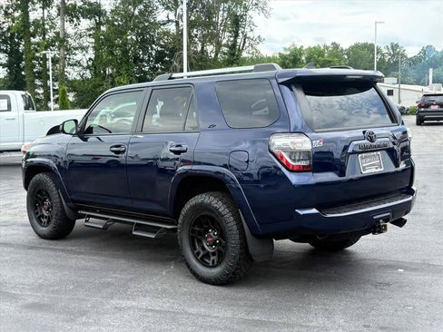 Used 2021 Toyota 4Runner SR5 AWD/4WD image 27