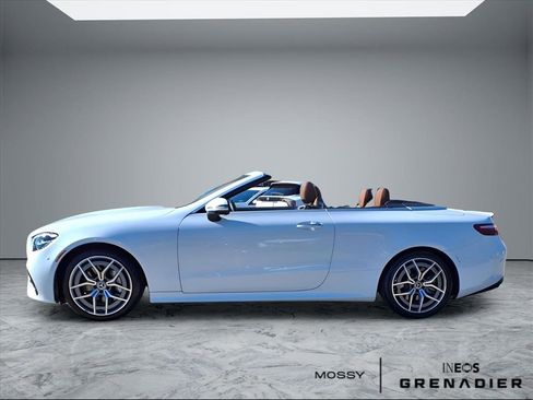 Used 2023 Mercedes-Benz E 450 Cabriolet image 4
