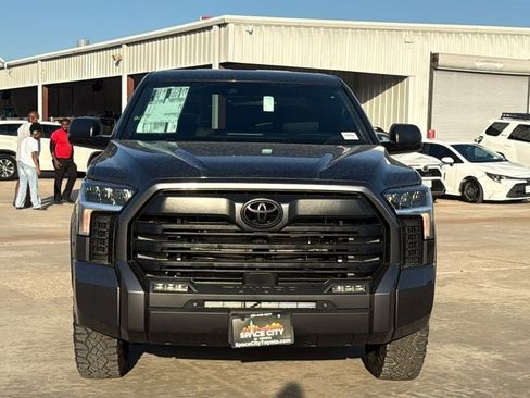 New 2026 Toyota Tundra SR5 AWD/4WD image 3