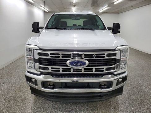 Used 2023 Ford F350 XLT w/ FX4 Off-Road Package image 2