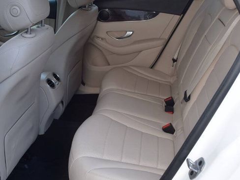 Used 2021 Mercedes-Benz GLC 300 image 48
