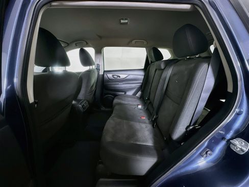 Used 2016 Nissan Rogue SV AWD/4WD image 27