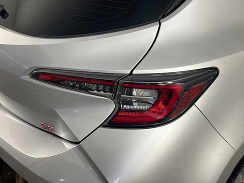 Used 2021 Toyota Corolla SE image 34