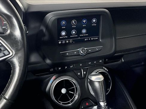 Used 2019 Chevrolet Camaro LT RWD image 7