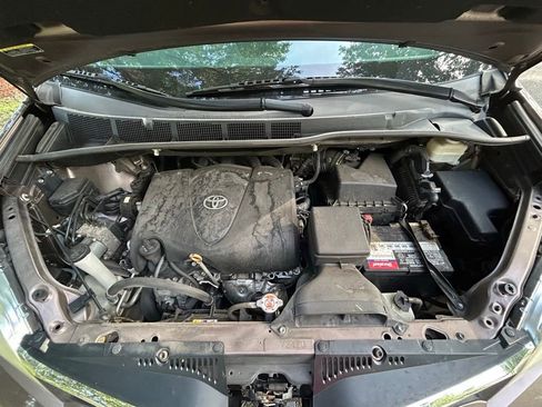 Used 2020 Toyota Sienna LE FWD image 12