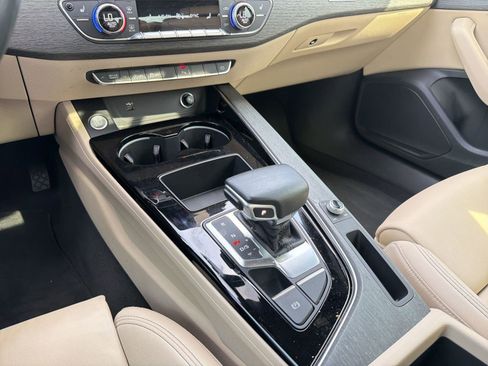 Used 2023 Audi A4 2.0T Premium w/ Convenience Package image 17