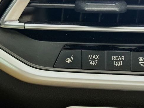 Used 2022 BMW X5 xDrive40i w/ Premium Package image 20