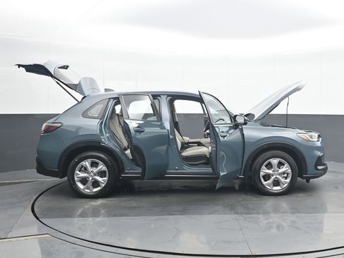Used 2024 Honda HR-V LX image 36