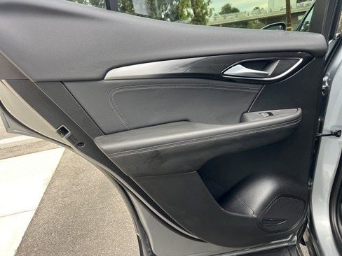 Certified 2025 Buick Envision Preferred image 23