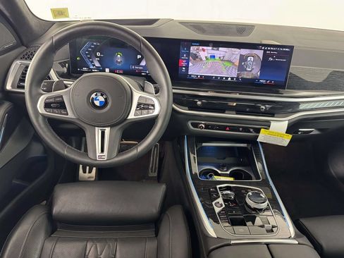 Used 2026 BMW X7 M60i AWD/4WD image 5