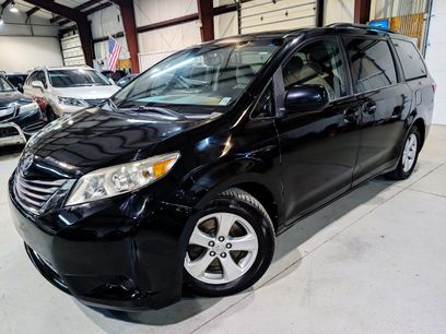 Used 2015 Toyota Sienna LE