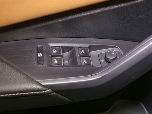 Used 2023 Volkswagen Jetta SEL FWD image 44