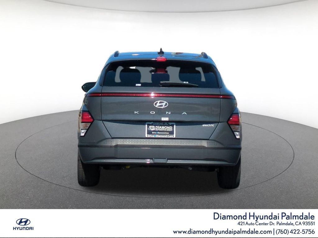 New 2025 Hyundai Kona SEL FWD image 5