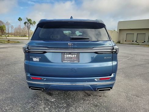 New 2026 Buick Enclave Avenir image 9