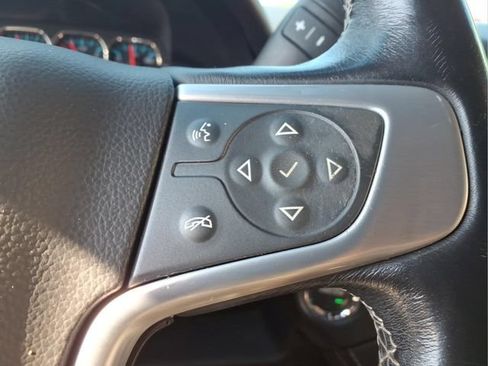 Used 2019 GMC Yukon SLT w/ Open Road Package AWD/4WD image 32
