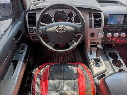 Used 2007 Toyota Tundra SR5 AWD/4WD image 7