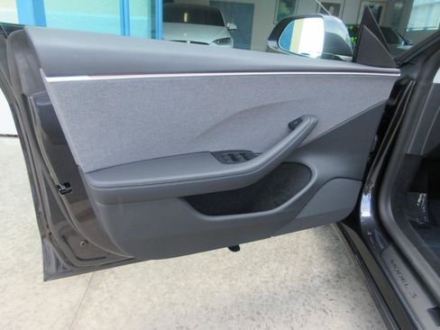 Used 2024 Tesla Model 3 RWD image 7