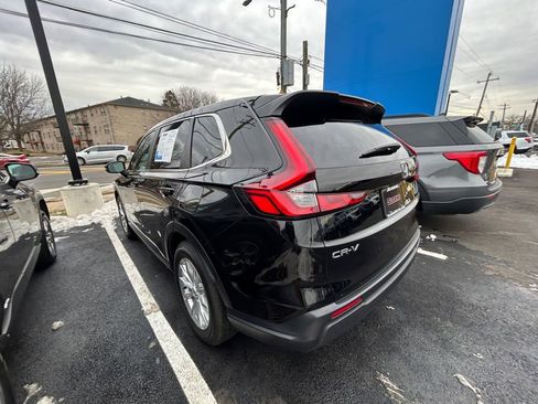 Used 2025 Honda CR-V EX image 27