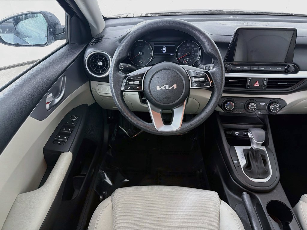 Certified 2023 Kia Forte LXS w/ LXS Technology Package FWD image 20