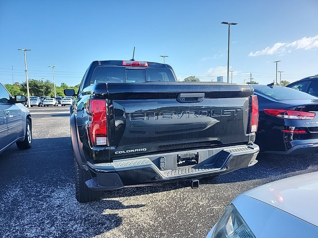 Used 2024 Chevrolet Colorado Trail Boss w/ Advanced Trailering Package AWD/4WD image 4