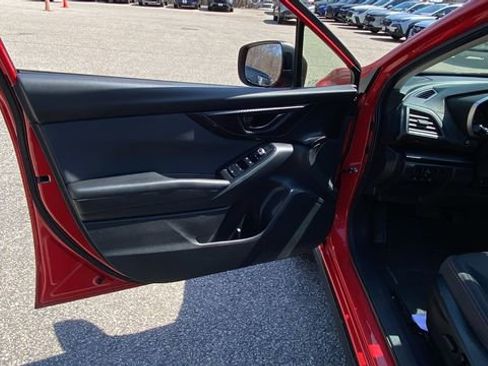 Used 2021 Subaru Crosstrek 2.0i Premium w/ Moonroof Package AWD/4WD image 14