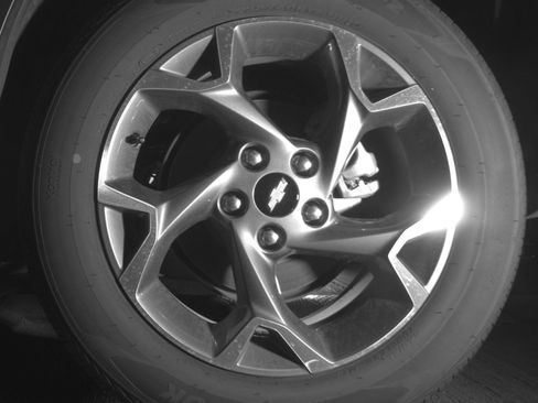Used 2025 Chevrolet Trax LT FWD image 17