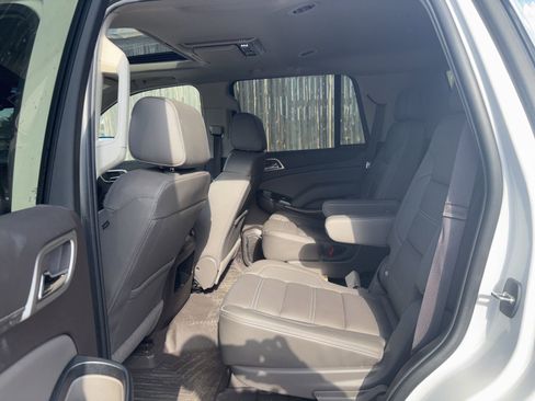 Used 2019 GMC Yukon Denali w/ Denali Ultimate Package AWD/4WD image 12