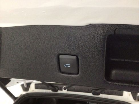 Used 2023 Ford Escape ST-Line AWD/4WD image 27