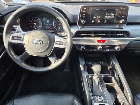 Used 2020 Kia Telluride LX image 14