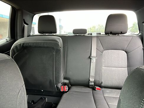 Used 2024 Chevrolet Colorado W/T image 23