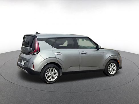 Used 2025 Kia Soul LX w/ LX Technology Package image 15