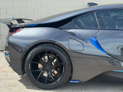 Used 2014 BMW i8 AWD/4WD image 12