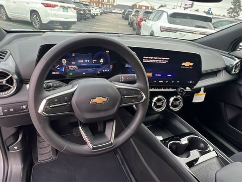 New 2026 Chevrolet Blazer EV LT image 16