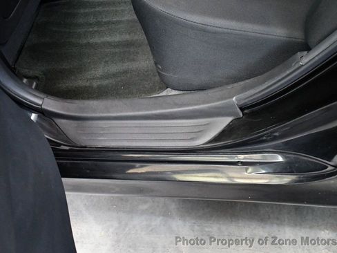 Used 2010 Toyota Camry FWD image 22